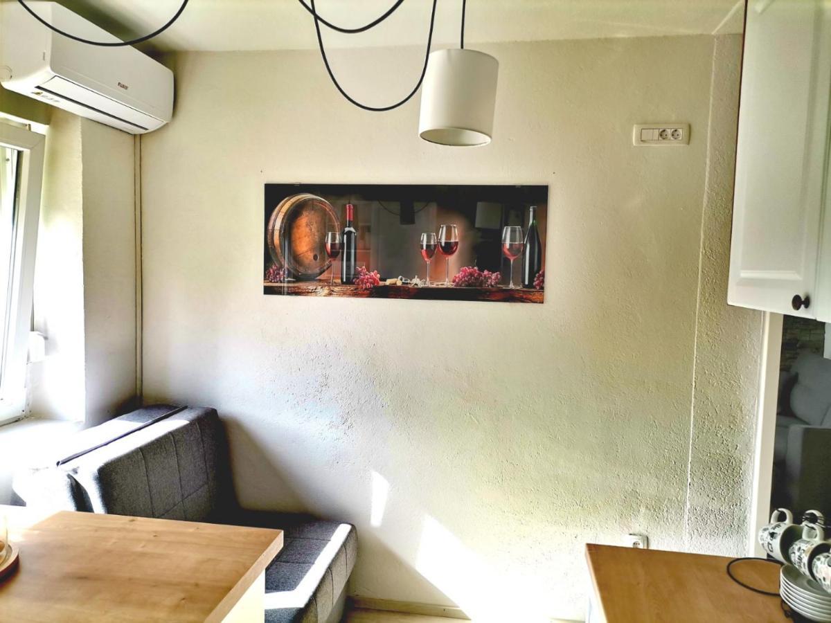 Apartman Anamaria Gospić Exteriér fotografie
